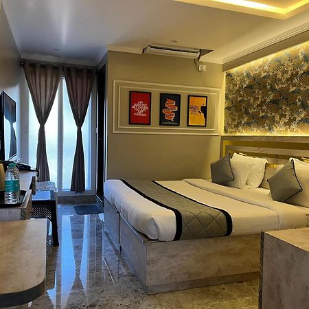 Hotel Lg Suites Bangalore Dış mekan fotoğraf