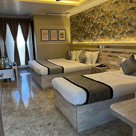 Hotel Lg Suites Bangalore Dış mekan fotoğraf
