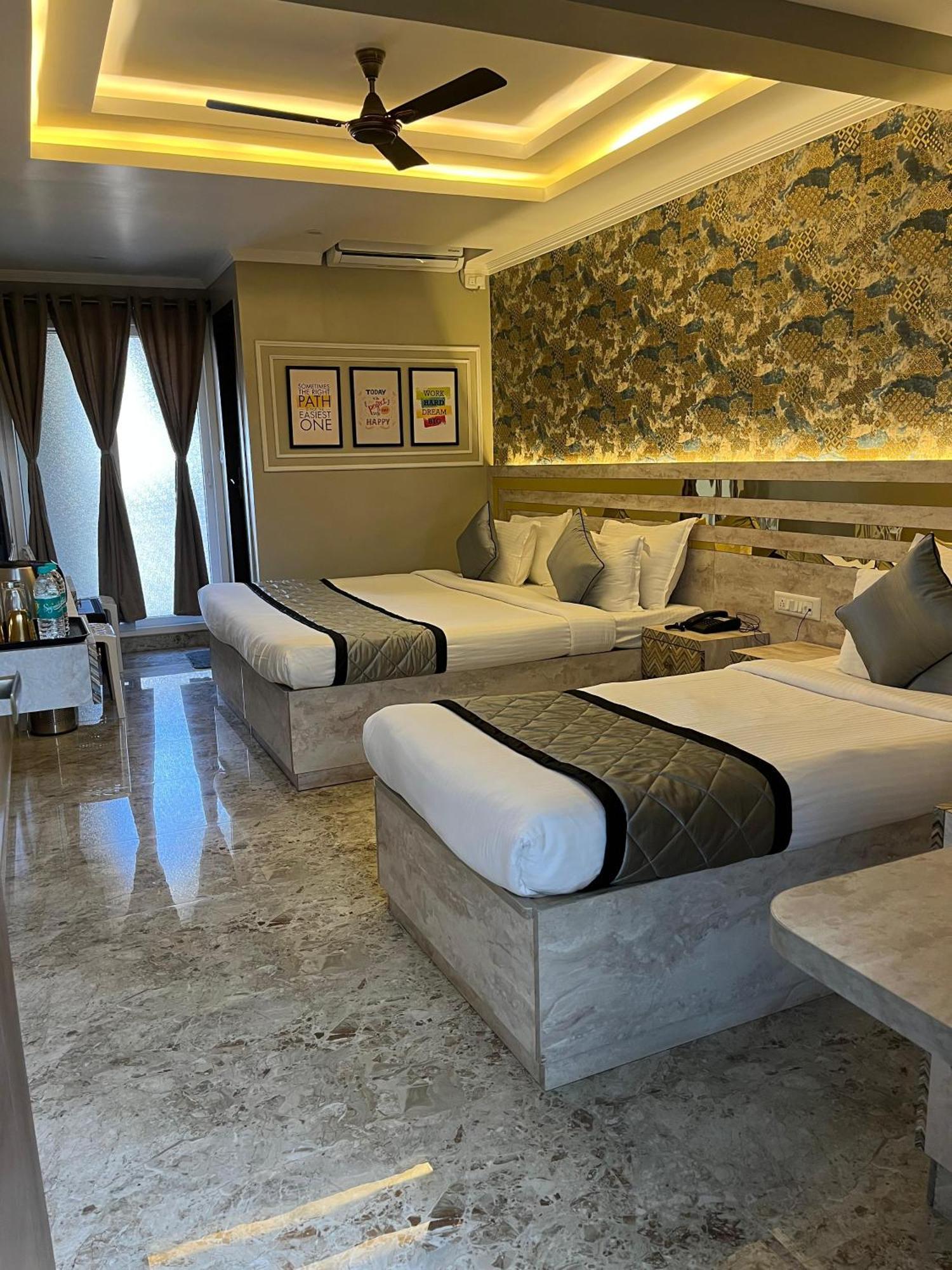 Hotel Lg Suites Bangalore Dış mekan fotoğraf