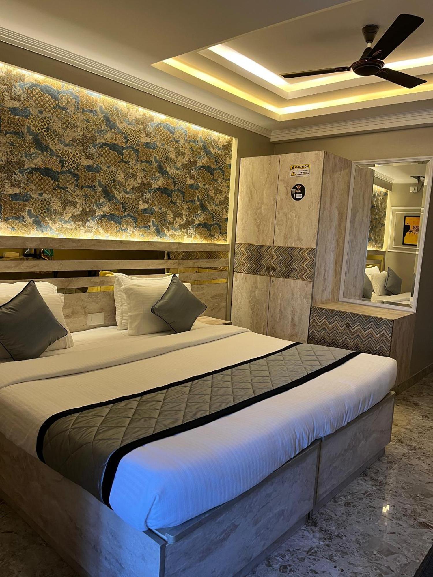 Hotel Lg Suites Bangalore Dış mekan fotoğraf