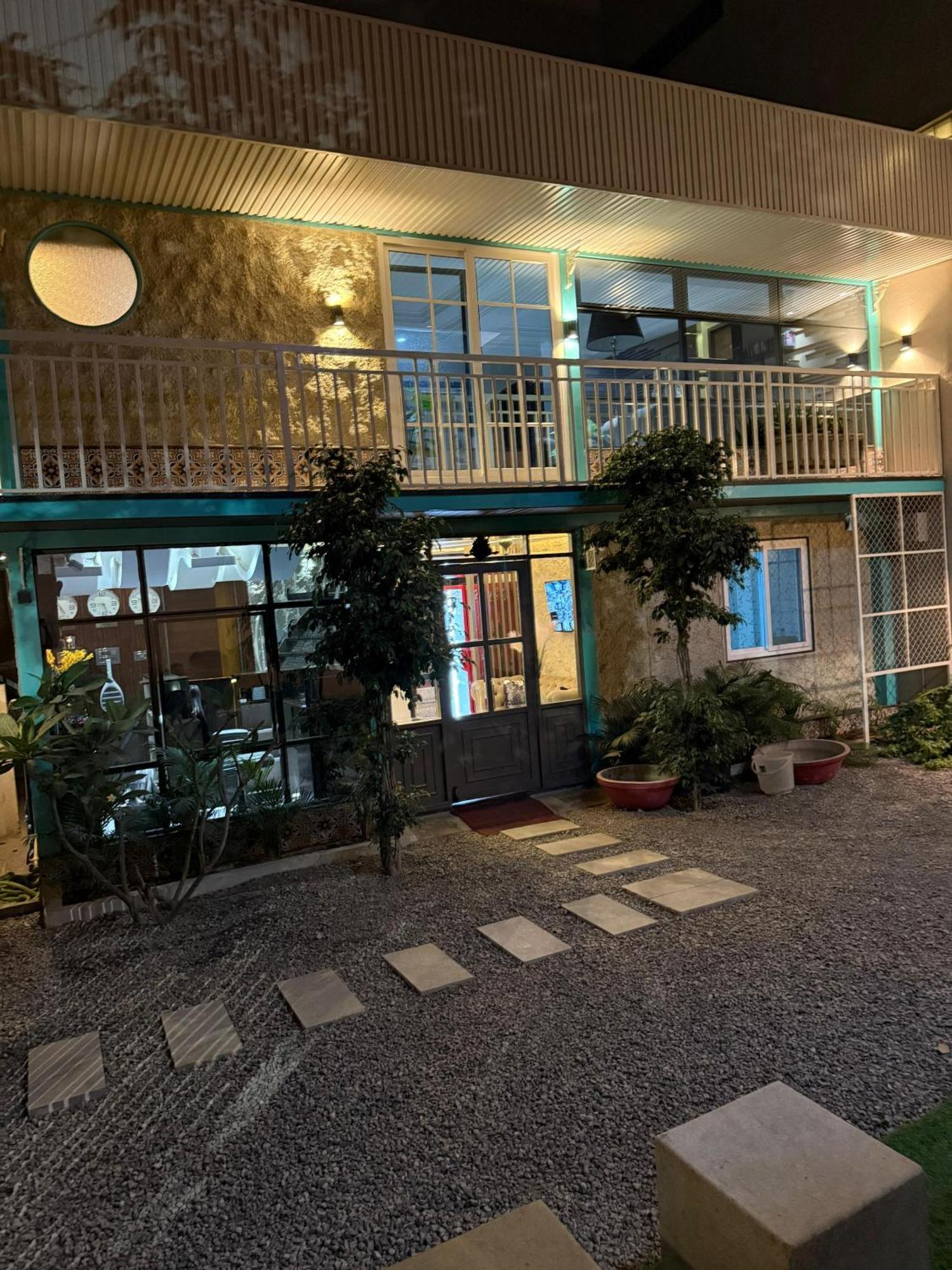 Hotel Lg Suites Bangalore Dış mekan fotoğraf